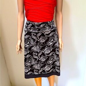 Black and White Pencil Midi Skirt XXL